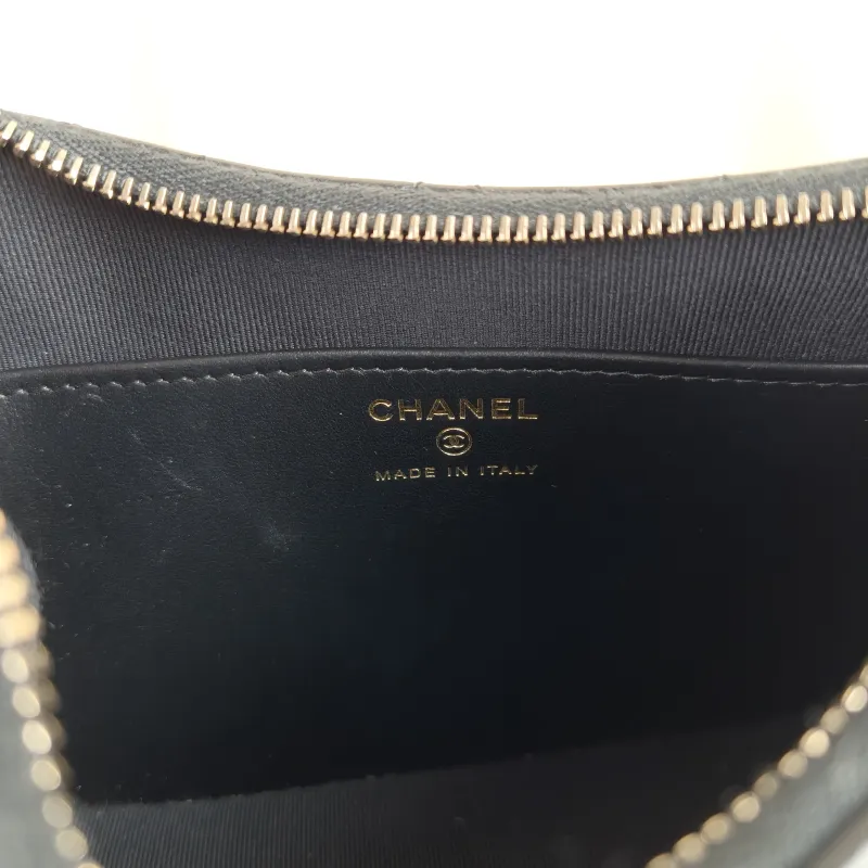 Chanel Shoulder Bag hobo 19 Black Lambskin Small 20 × 4.5 × 13 cm — detail view 8 of 12