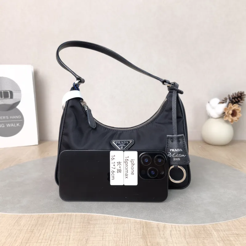PRADA Shoulder Bag Re-Edition 2005 Hobo Black Nylon Mini 22 × 6.5 × 18 cm — cover view 3 of 5