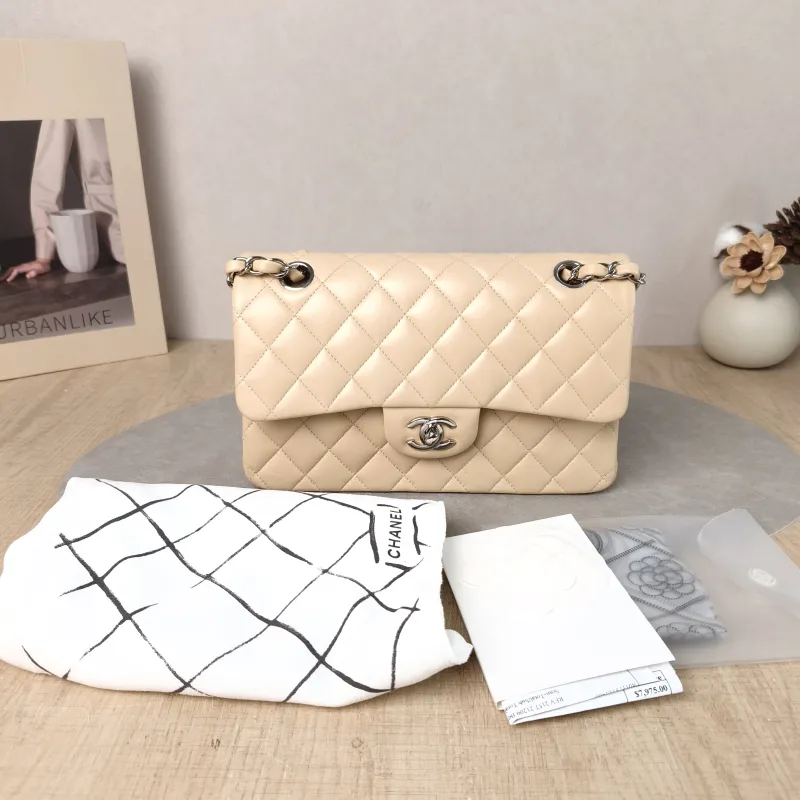 Chanel Crossbody Bag Classic Flap CF Beige Lambskin Small 23 × 6 × 14.5 cm 31 — cover view 4 of 6