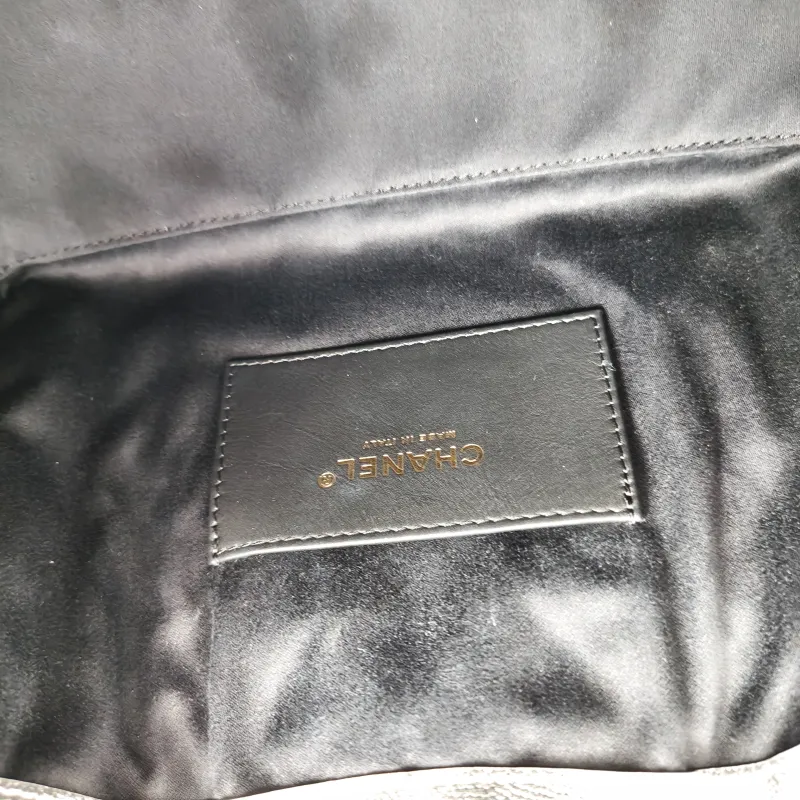 Chanel Shoulder Bag 25Bag Silver Grained Calfskin Small 26 × 14 × 30 cm — detail view 9 of 9