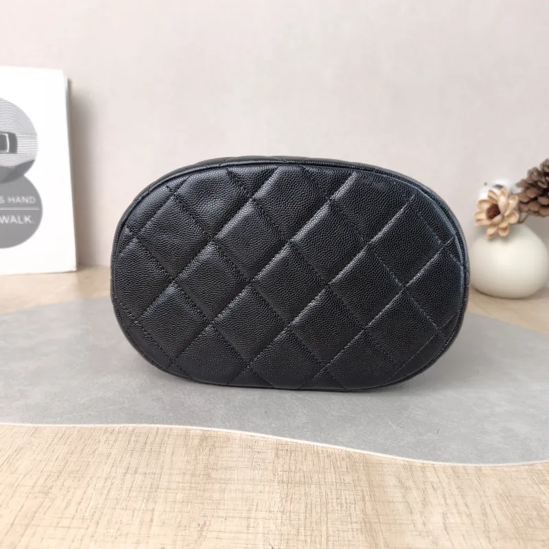 Chanel Shoulder Bag Bucket Bag Black Calfskin One Size 21 × 14 × 24 cm — cover view 4 of 5