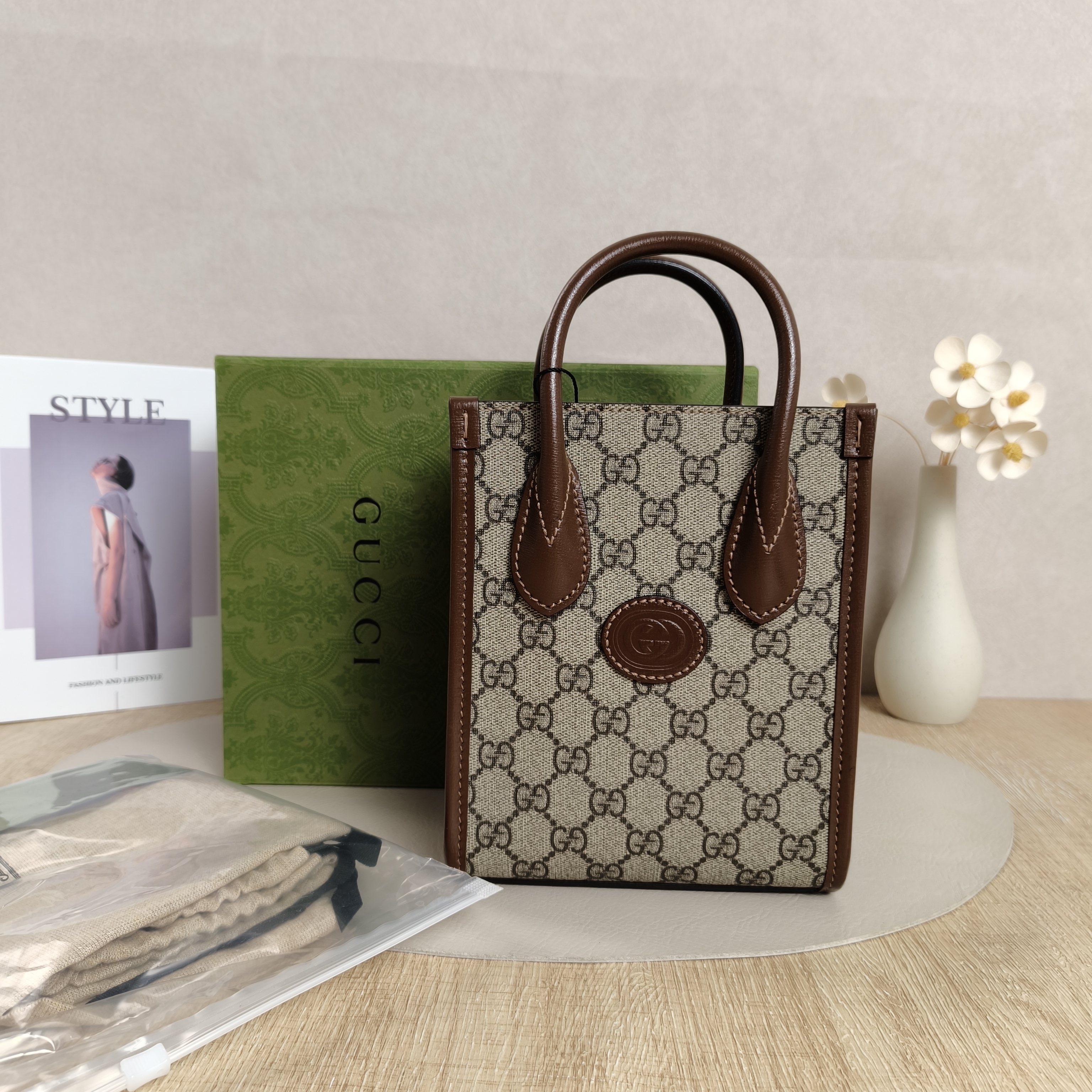 GUCCI Crossbody Bag GG Retro Collection Tote Bag Brown PV Cmini16 × 7 × 20 cm — cover view 12 of 13