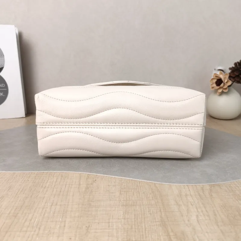 Louis Vuitton Crossbody Bag New Wave Hold Me Top Handle Bag White Calfskin One Size 23 × 10 × 15 cm — cover view 2 of 5