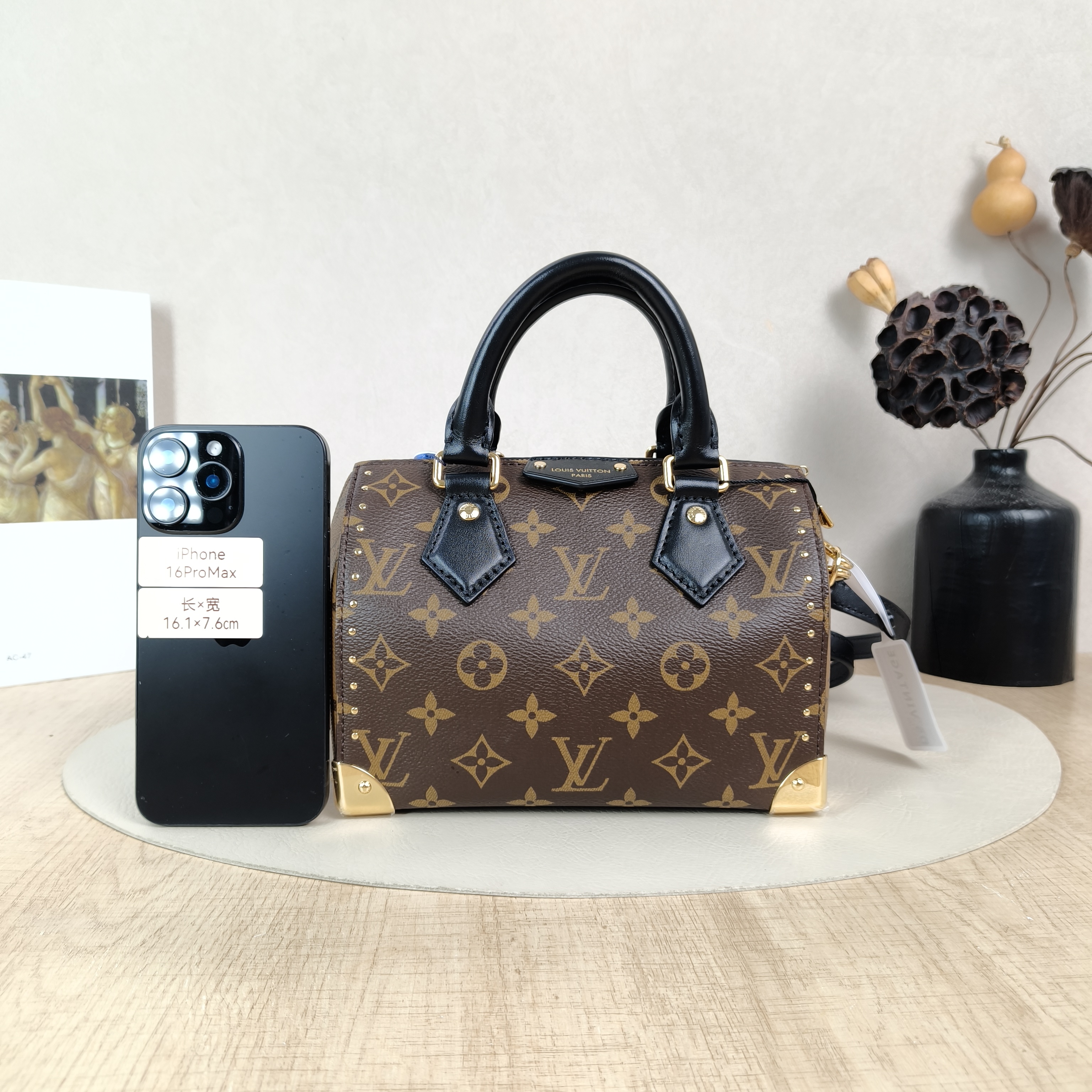 Louis Vuitton Crossbody Bag Speedy Trunk 20Monogram PVC Small20.5 × 11 × 13.5 cm — cover view 3 of 6