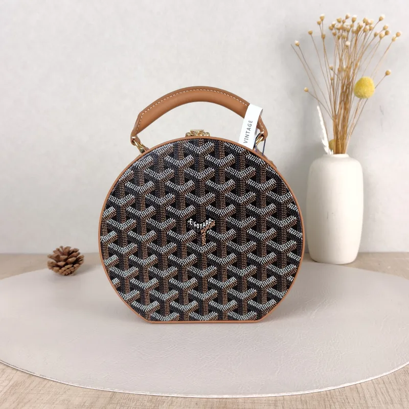 GOYARD Crossbody Bag Alto Round Bag Brown PVC · Calfskin One Size18 × 7 × 17 cm