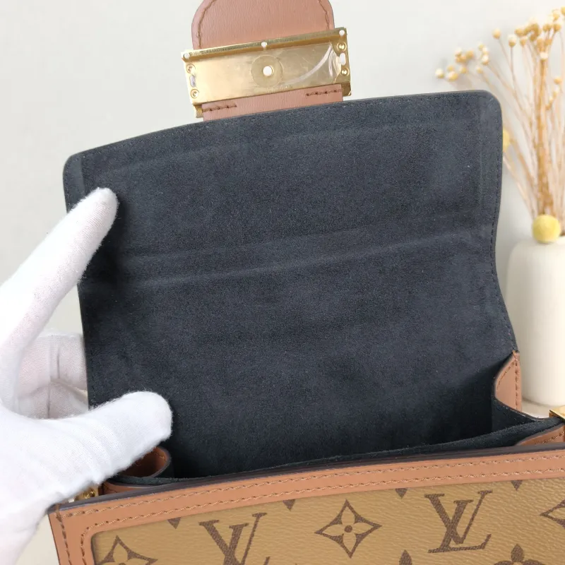 Louis Vuitton Crossbody Bag Dauphine Monogram PVC Mini 20 × 9 × 15 cm — detail view 5 of 11