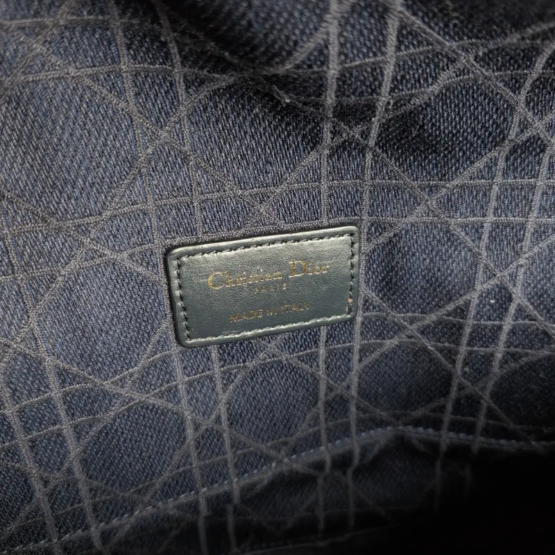 DIOR Crossbody Bag Caro Chain Bag Blue Velvet Medium 25.5 × 9 × 15.5 cm — detail view 7 of 12