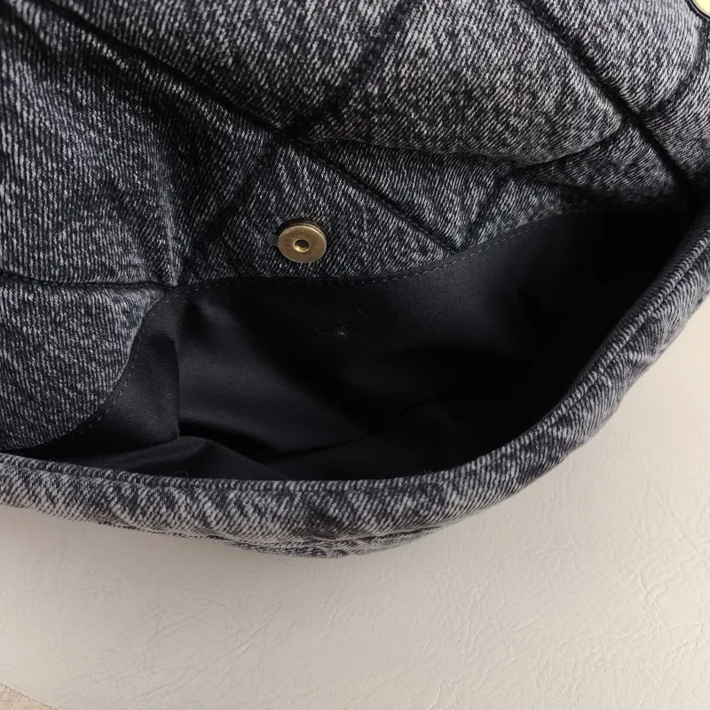 Chanel Shoulder Bag Grey One Size 33 × 12 × 22 cm — detail view 14 of 15