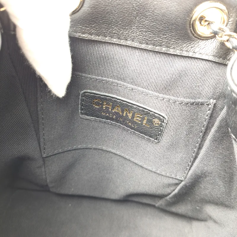 Chanel Backpack Duma Black Calfskin Small18 × 12 × 18.5 cm — detail view 1 of 10