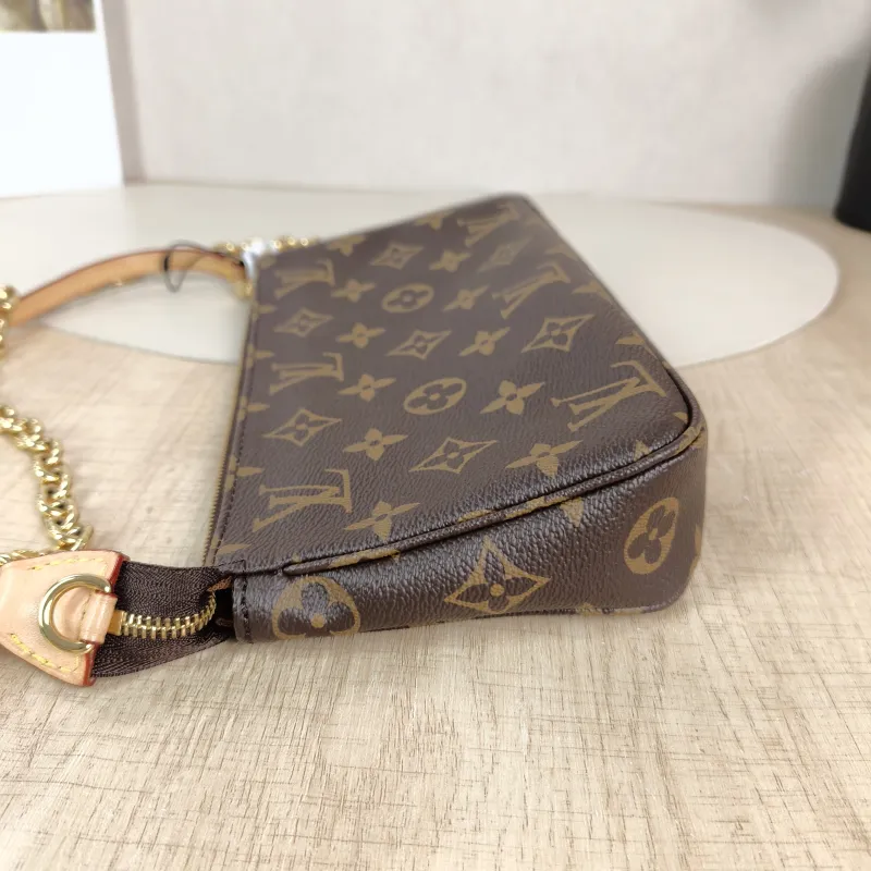 Louis Vuitton Shoulder Bag Pochette Accessoires Two Straps Monogram PVC Large 23.5 × 4 × 13.5 cm — detail view 3 of 10