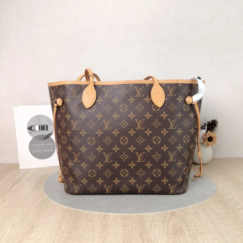 Louis Vuitton Shoulder Bag Neverfull Monogram PVC Medium 31 × 14 × 28 cm