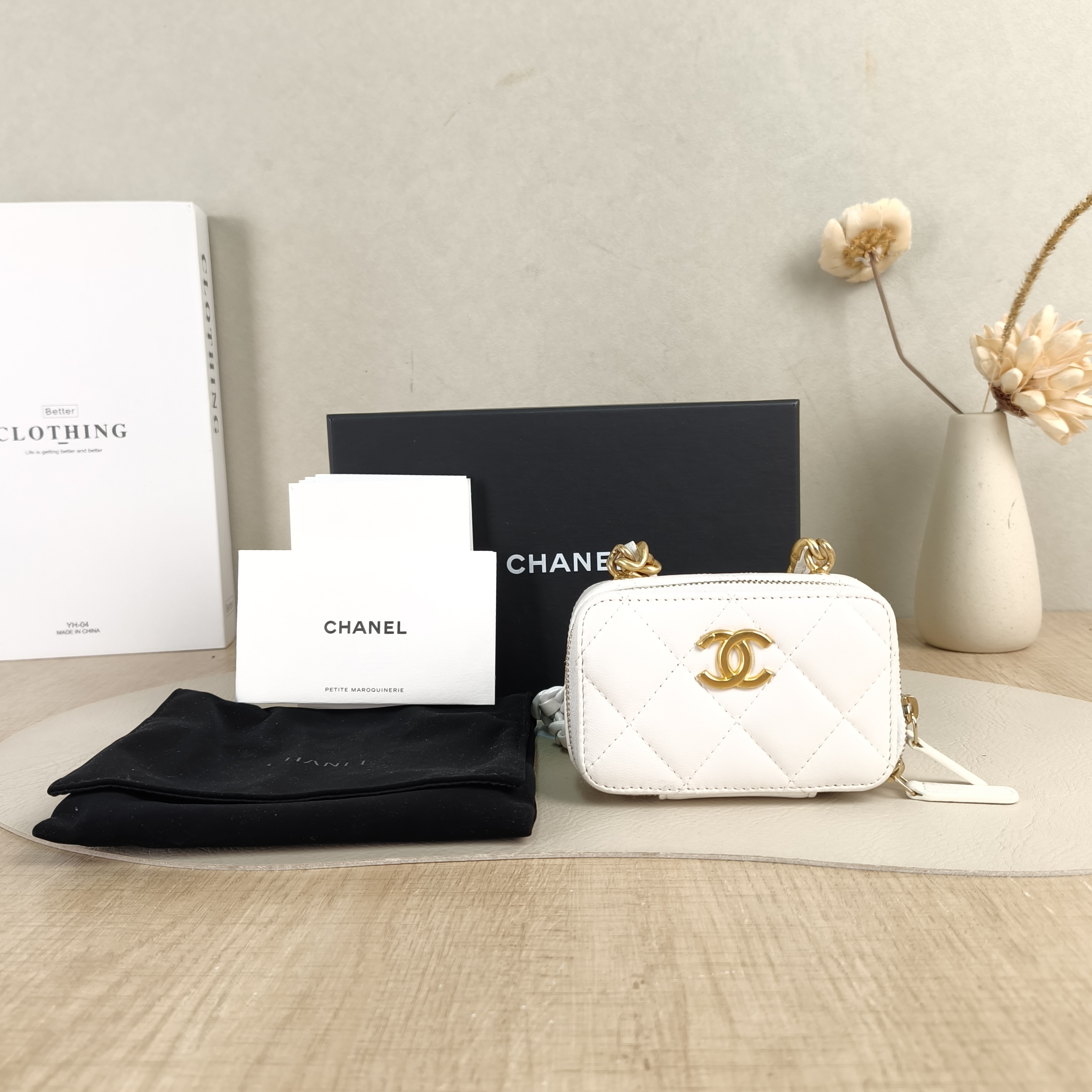 Chanel Crossbody Bag Camera Bag Box Crossbody Bag White Lambskin One Size11 × 4 × 7 cm — cover view 2 of 5