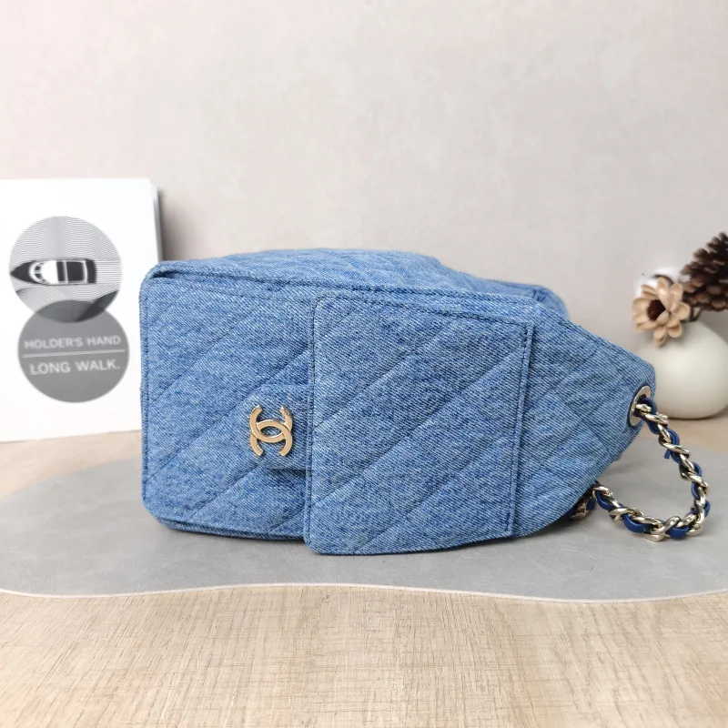 Chanel Shoulder Bag 25Bag Blue Small 26 × 14 × 30 cm — detail view 10 of 15