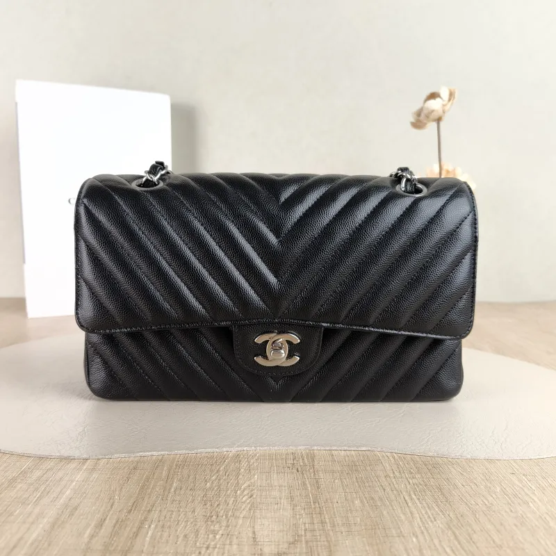 Chanel Crossbody Bag V Classic Flap CF Black Grained Calfskin Medium 25.5 × 6.5 × 15.5 cm 22