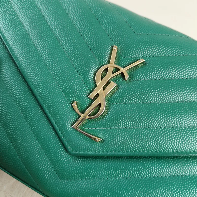 SAINT LAURENT Crossbody Bag CASSANDRE ENVELOPE Green Calfskin One Size 22.5 × 4 × 14 cm — detail view 9 of 11