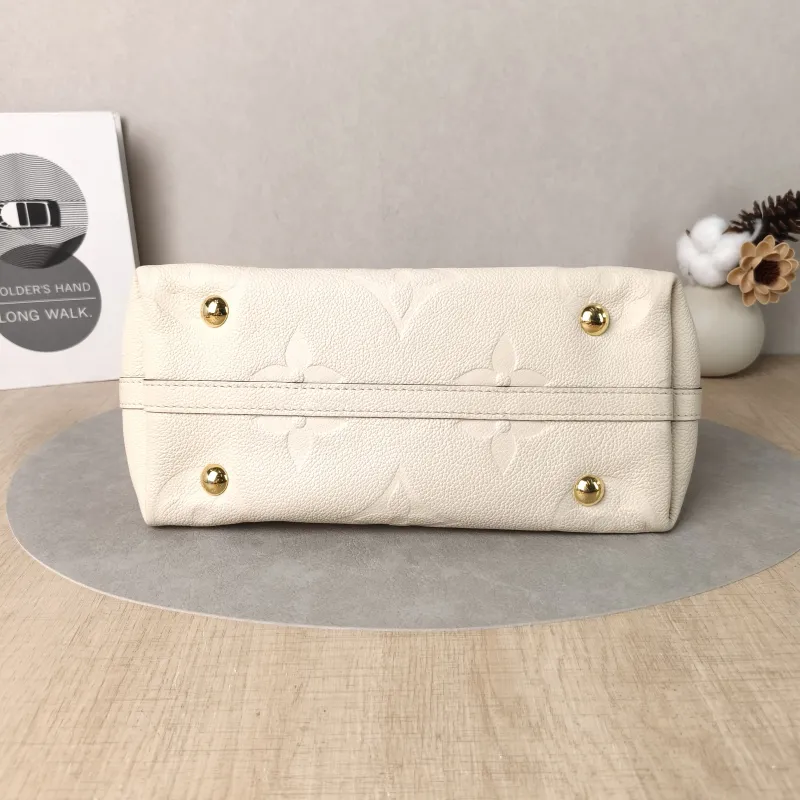 Louis Vuitton Crossbody Bag Carryall White Calfskin Small29.5 × 12 × 24 cm — cover view 2 of 6