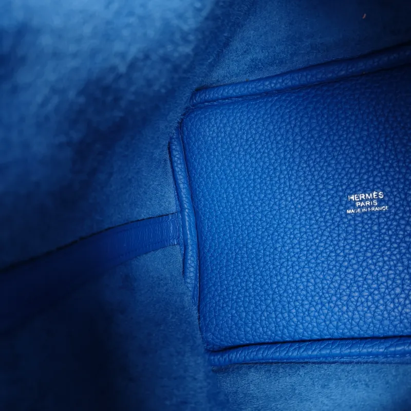Hermès Top Handle Bag Picotin Lock 18 18 I7 TC Calfskin Small 18 × 13 × 18 cm Y — detail view 6 of 8