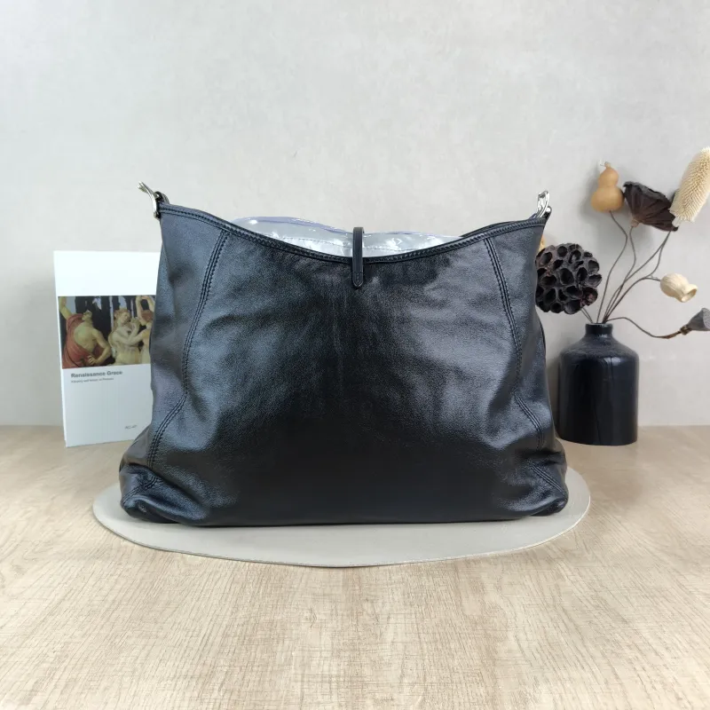 Louis Vuitton Crossbody Bag Carryall Vibe Black · Multicolore SL ambskin Medium 39 × 15 × 30 cm — cover view 2 of 5