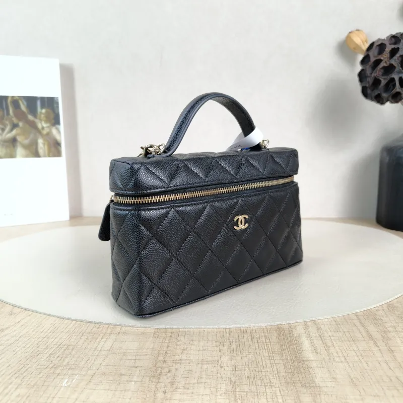 Chanel Crossbody Baglp Box Bag Top Handle Crossbody Bag Black Grained Calfskin One Size19.5 × 5 × 17 cm — cover view 3 of 6