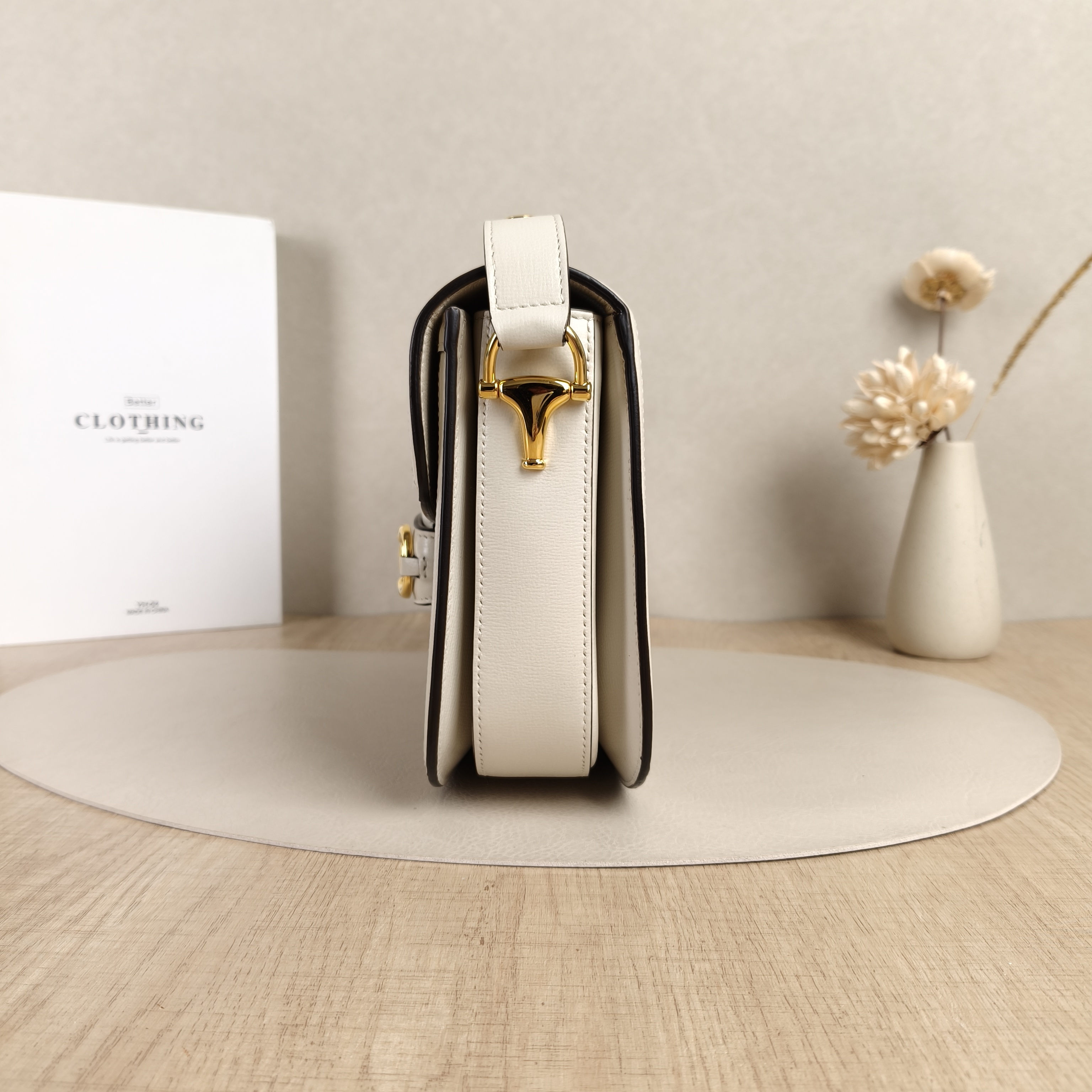GUCCI Crossbody Bag Horsebit 1955 Horsebit Small White Monogram PVC Medium25 × 8 × 18 cm — cover view 5 of 8
