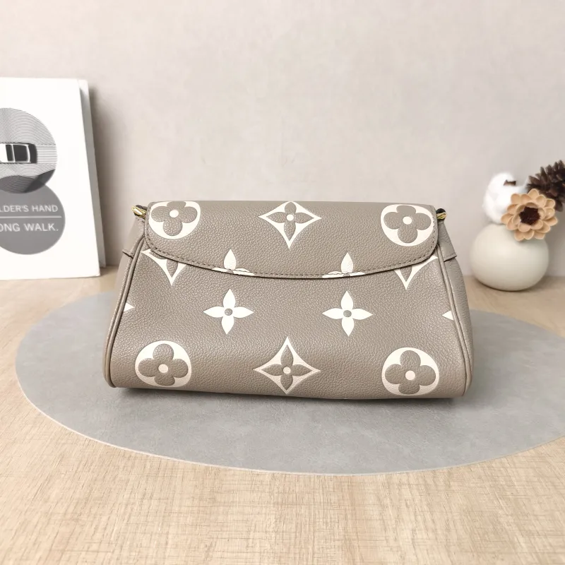 Louis Vuitton Crossbody Bag Favorite Empreinte Embossed Calfskin Medium24 × 9 × 14 cm — cover view 5 of 5
