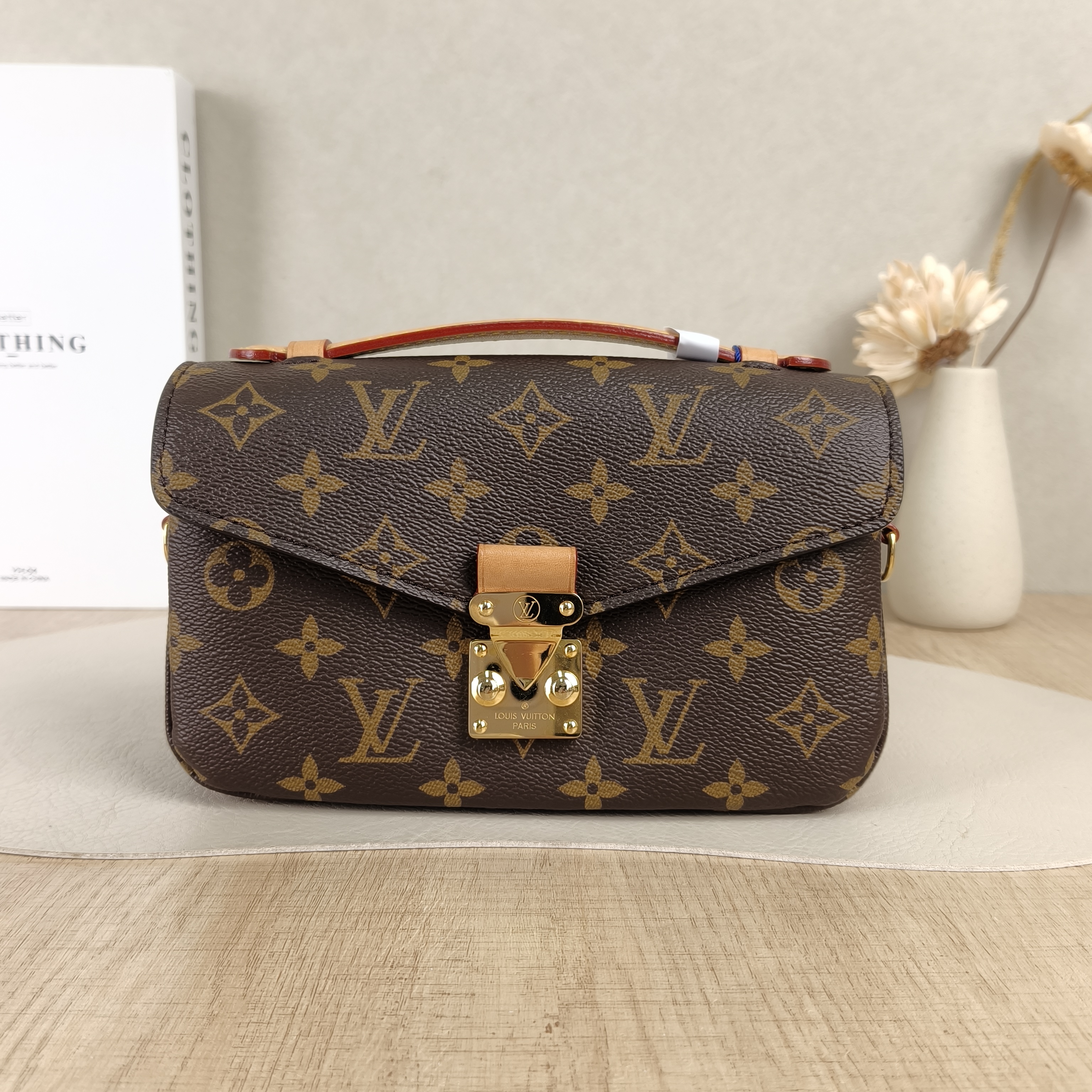 Louis Vuitton Crossbody Bag Pochette Métis East West
