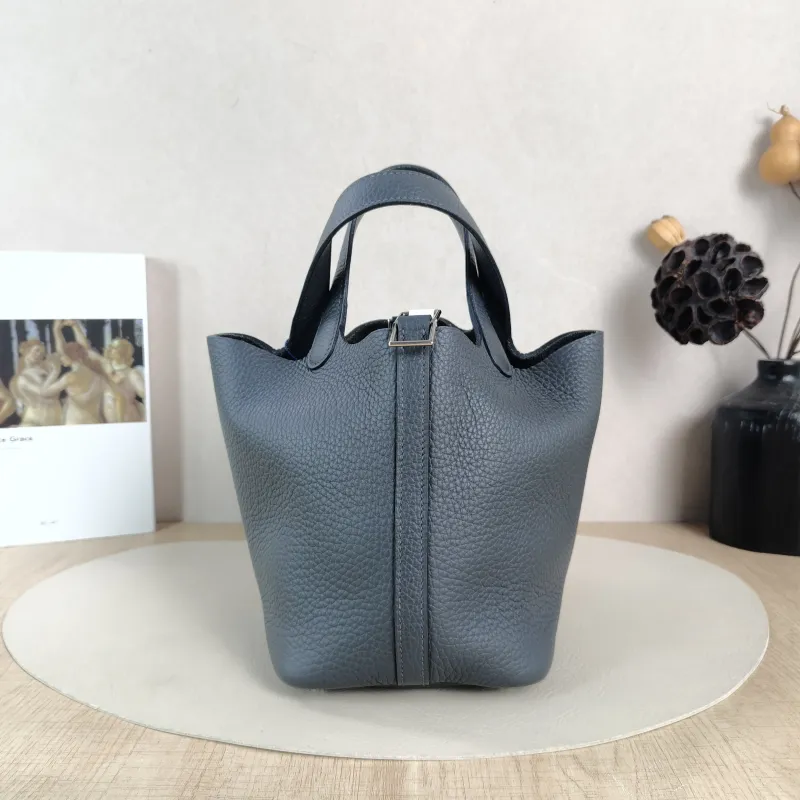 Hermès Top Handle Bag Picotin Lock 18 18 TC Calfskin Small 18 × 13 × 18 cm W — cover view 2 of 6