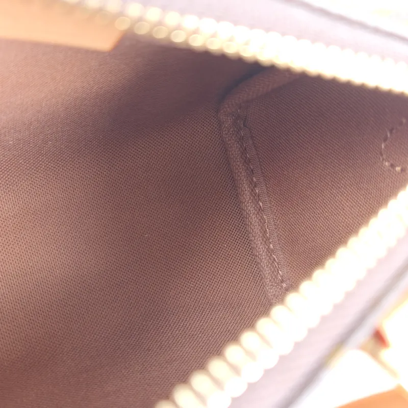 Louis Vuitton Crossbody Bag Speedy Nano Shoulder Strap PVC nano 16 × 7.5 × 10 cm — detail view 9 of 12