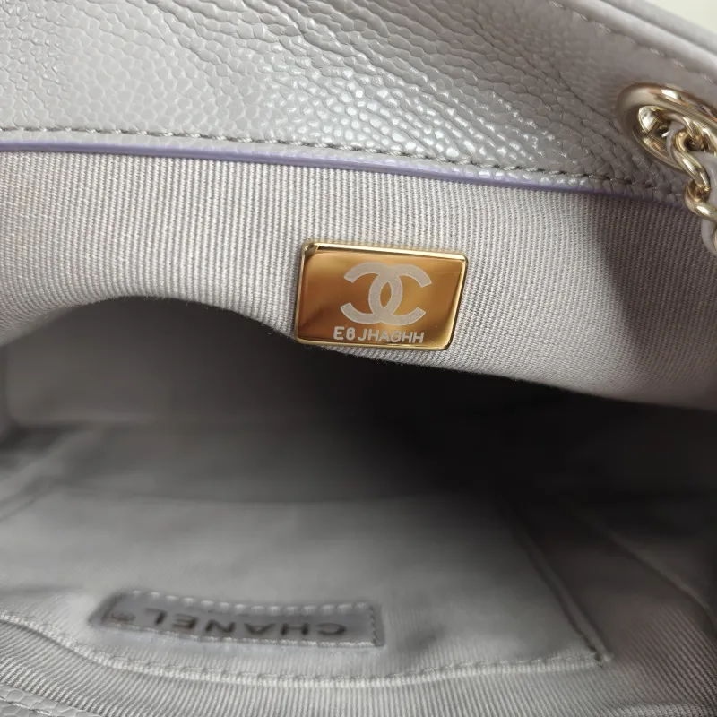 Chanel Backpack Duma Grey Grained Calfskin Medium 20.5 × 11.5 × 20 cm — detail view 2 of 11