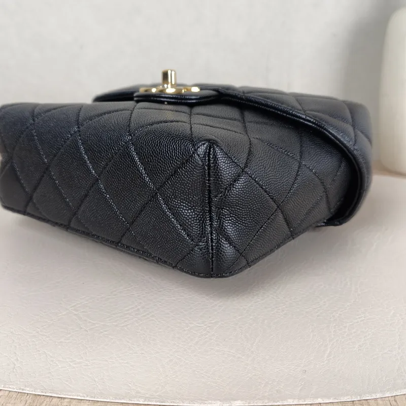 Chanel Crossbody Bag Box Black Calfskin One Size17 × 7 × 14.5 cm — detail view 5 of 12