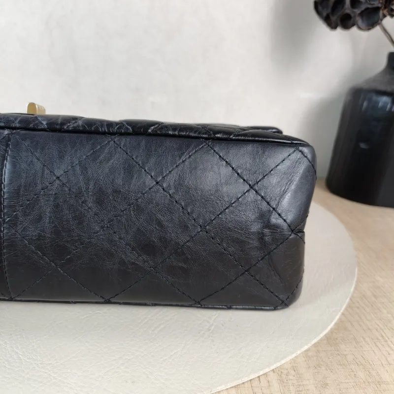 Chanel Shoulder Bag 2.55 Black Calfskin Large 31.5 × 10 × 20 cm 14 — detail view 3 of 13