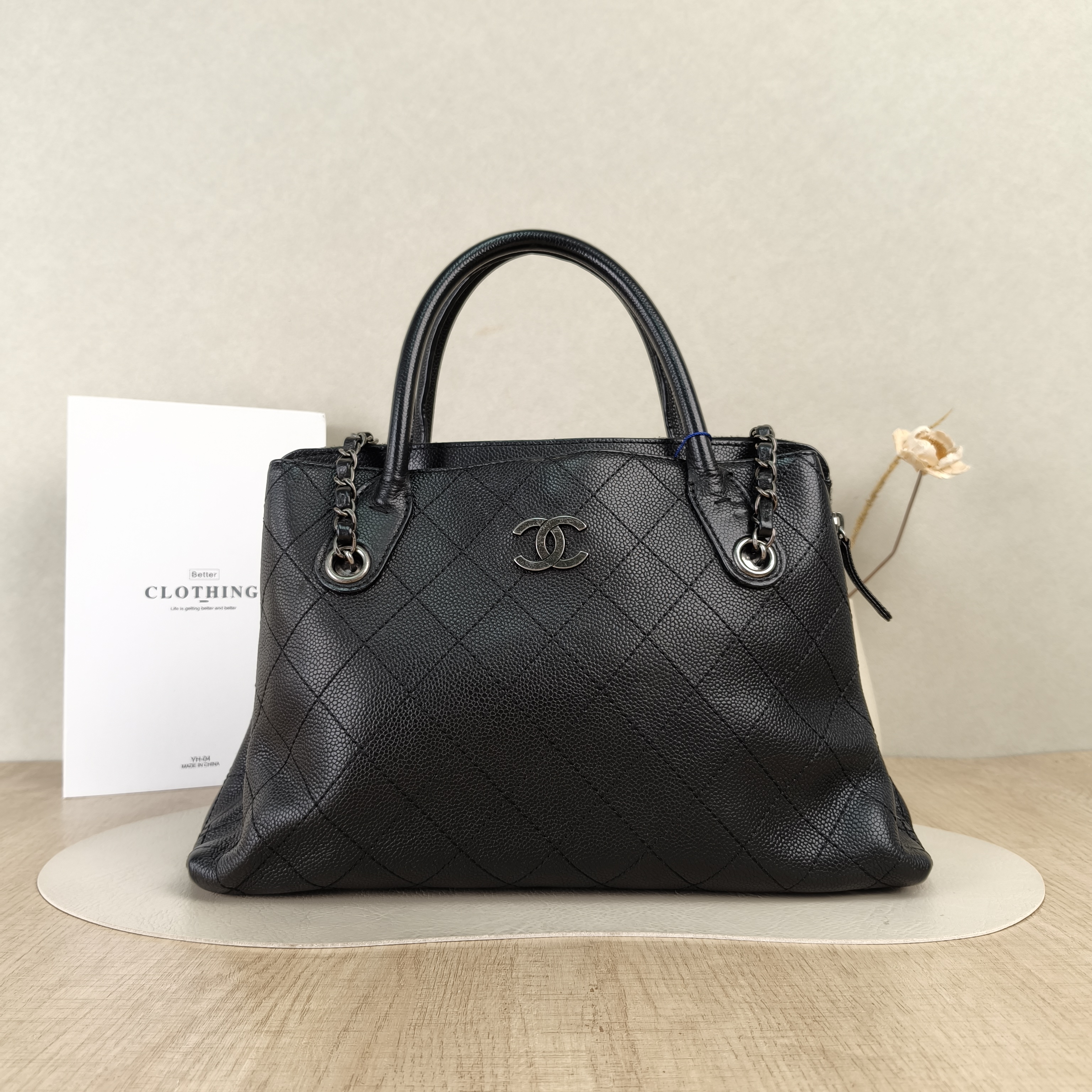 Chanel Shoulder Bag Tote Bag Black Calfskin One Size34 × 8 × 22 cm