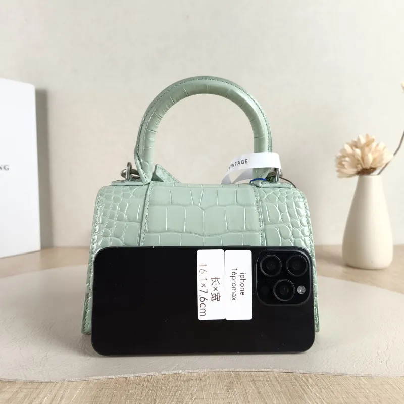 BALENCIAGA Crossbody Bag Hourglass Hourglass Bag Green Calfskin Mini 19 × 5 × 12 cm — cover view 5 of 5