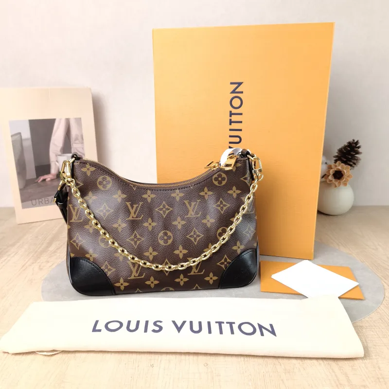 Louis Vuitton Crossbody Bag Boulogne PVC Small 26 × 9.5 × 16 cm — cover view 6 of 6