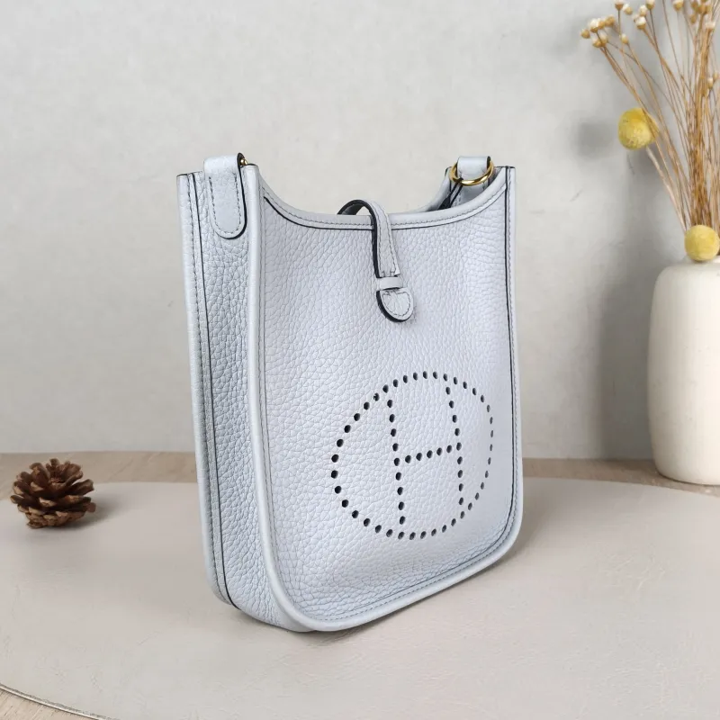 Hermès Crossbody Bag Evelyne Mini 16 Mini 16 TC Calfskin Mini 17 × 5.5 × 18 cm u Shoulder Strap — cover view 2 of 5