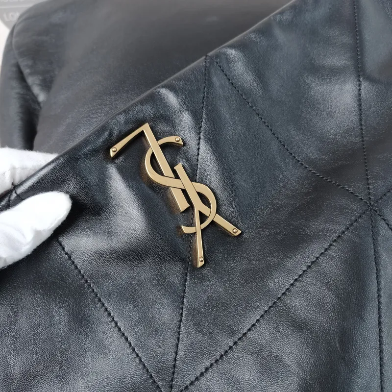 SAINT LAURENT Crossbody Bag Jamie 4.3 Chain Bag Black SL ambskin Large43 × 9 × 29 cm — detail view 2 of 16