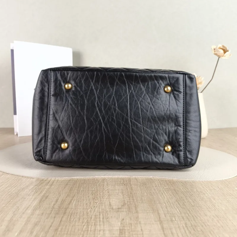 Chanel Crossbody Bag Crossbody Bag Black Calfskin One Size 27 × 16 × 20 cm — cover view 4 of 5