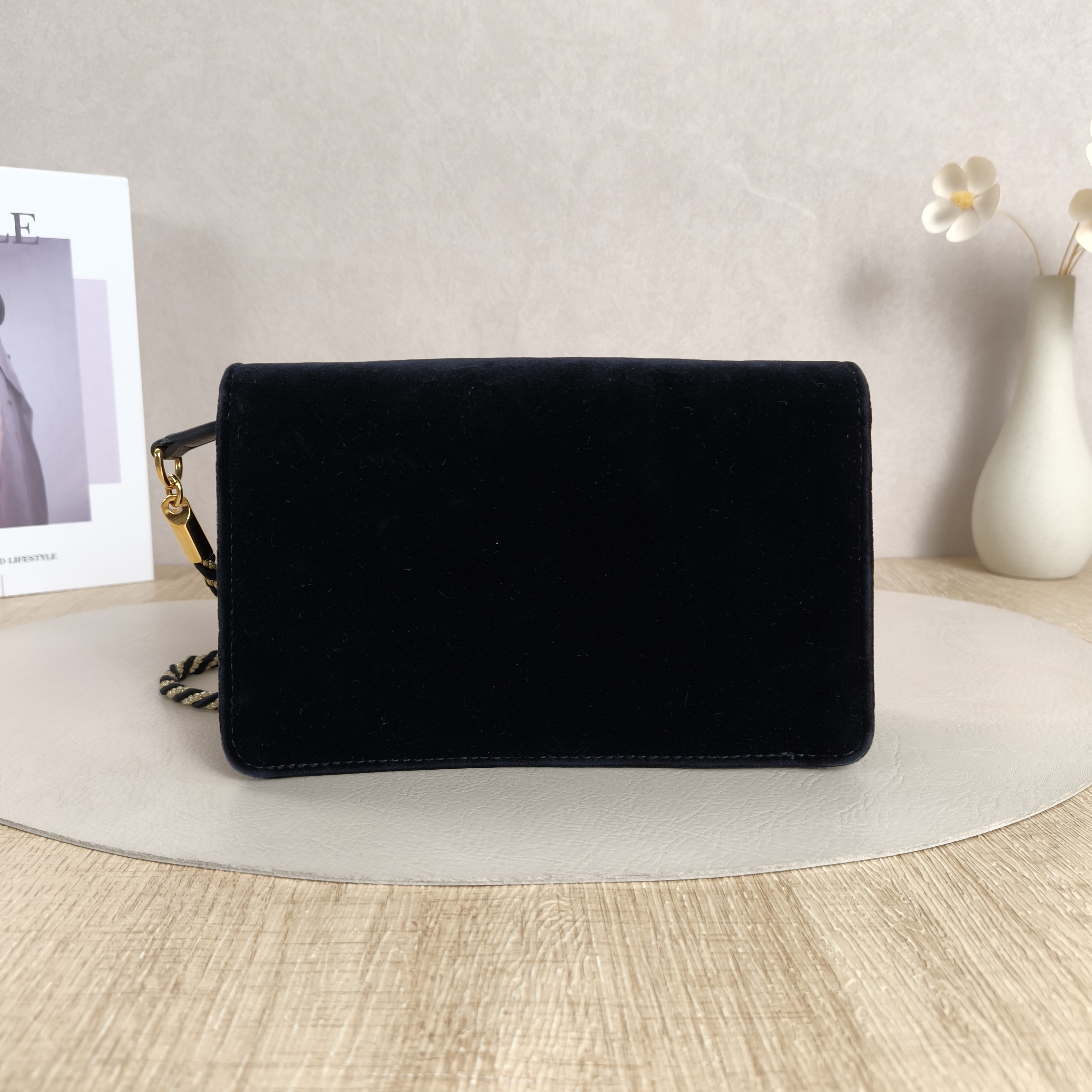 GUCCI Crossbody Bag Crossbody Bag Black Velvet One Size20 × 5 × 13 cm — cover view 4 of 10
