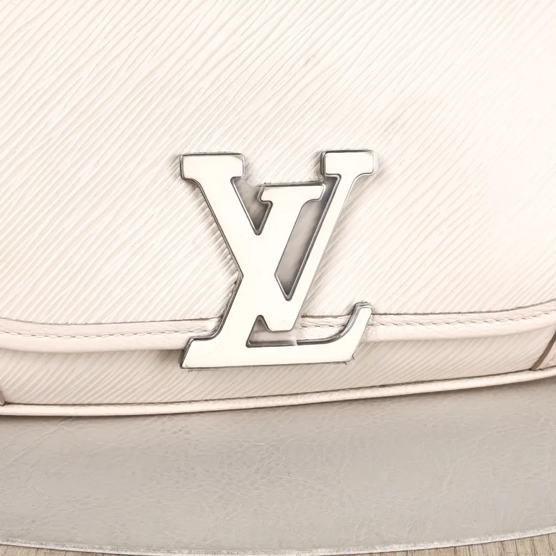 Louis Vuitton Shoulder Bag BUCI Beige Epi Embossed Calfskin 24.5 × 9 × 15.5 cm — detail view 10 of 13