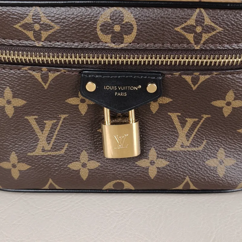Louis Vuitton Shoulder Bag VANITY POUCH Cosmetic Bag Monogram PVC One Size19 × 6.5 × 11.5 cm — detail view 9 of 14