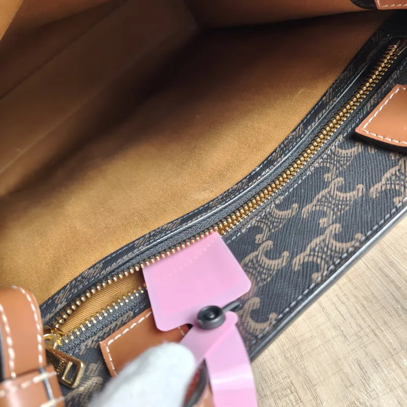 CELINE Crossbody Bag CABAS Monogram PVC Small 28.5 × 8 × 33 cm — detail view 4 of 12