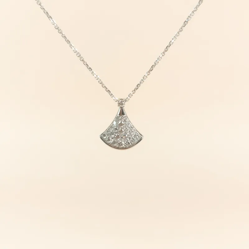 Bvlgari Necklace DIVAS’ DREAM Collection Pavé Diamond White Gold 18KW hite Gold Diamond Small43cm