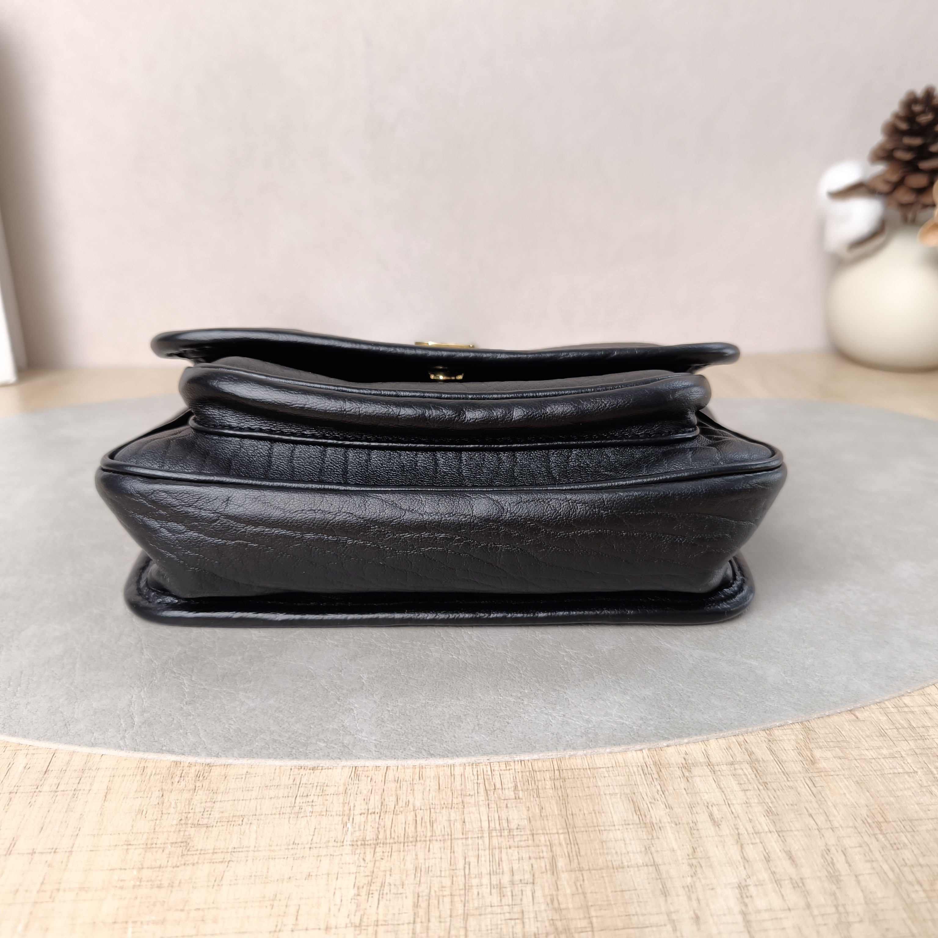 SAINT LAURENT Crossbody Bag Niki Black with Gold-Tone Hardware Lambskinmini18 × 5 × 12.5 cm — cover view 4 of 5