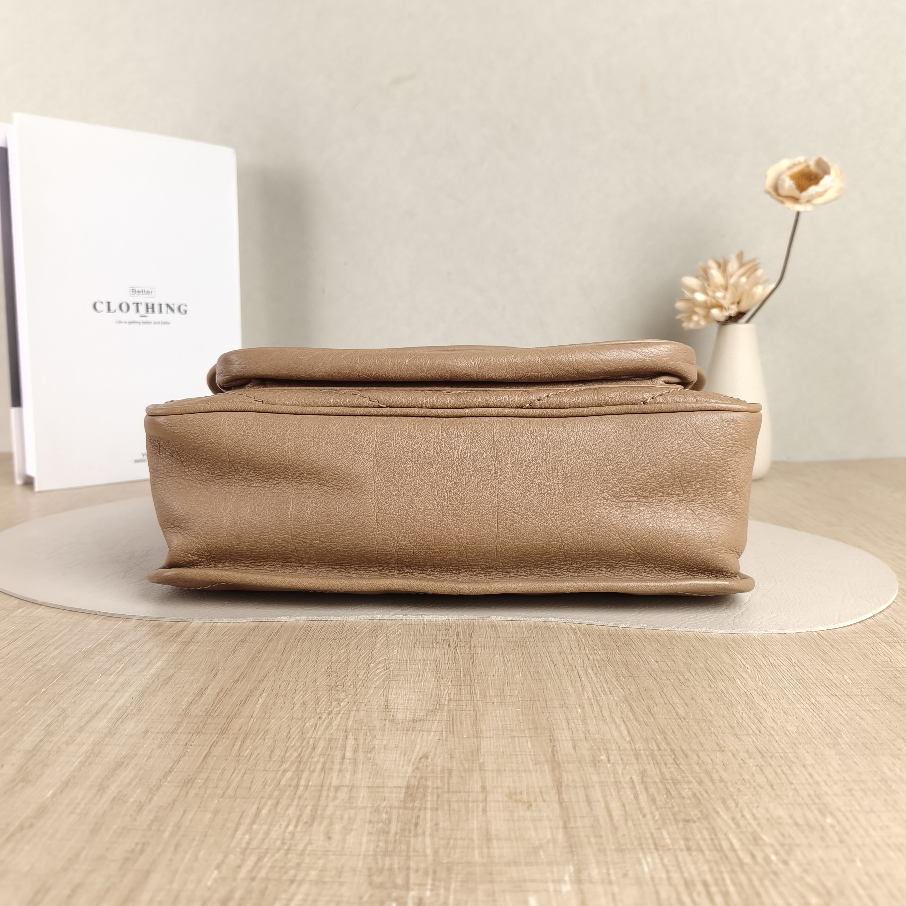 SAINT LAURENT Crossbody Bag Niki D Calfskin Medium28 × 8.5 × 20 cm — cover view 4 of 5
