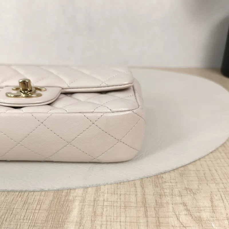 Chanel Crossbody Bag Classic Flap Large Mini CF Mini Collection Crossbody Bag Pink Lambskinmini18 × 5 × 12 cm — detail view 5 of 13