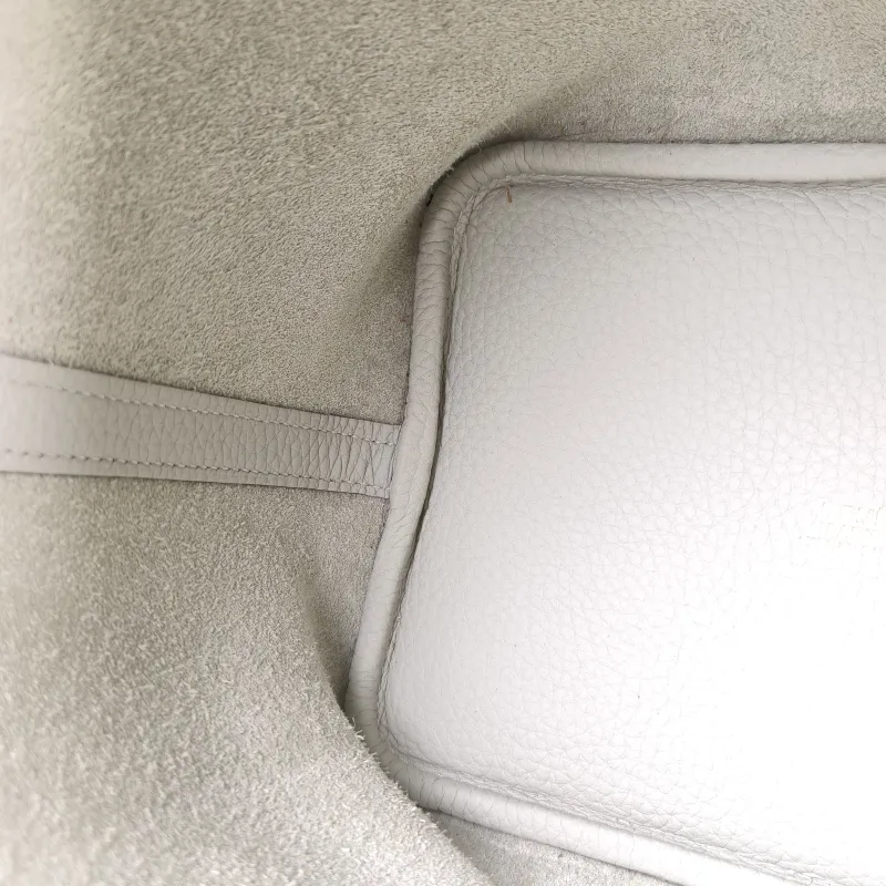 Hermès Top Handle Bag Picotin Lock 18 18 TC Calfskin Small 18 × 13 × 18 cm B — detail view 5 of 11