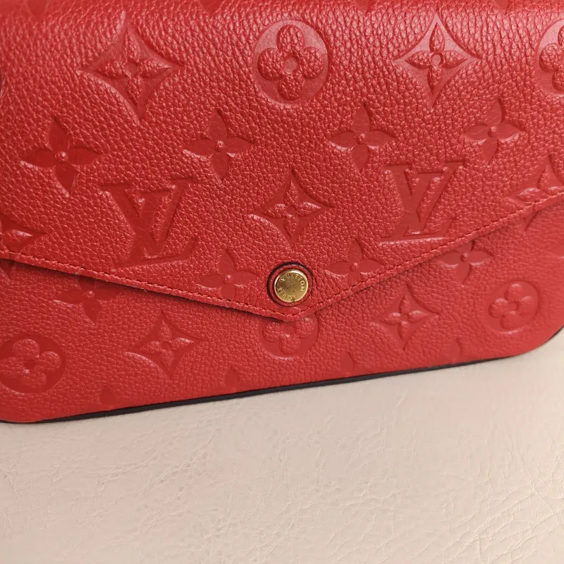 Louis Vuitton Crossbody Bag Pochette Félicie Red Calfskin Small 21 × 3 × 12 cm — detail view 1 of 13