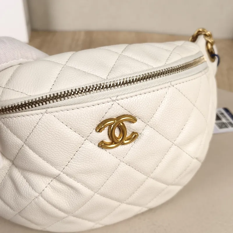 Chanel Belt Bag Belt Bag White Grained Calfskin One Size23 × 6 × 12 cm — detail view 11 of 13