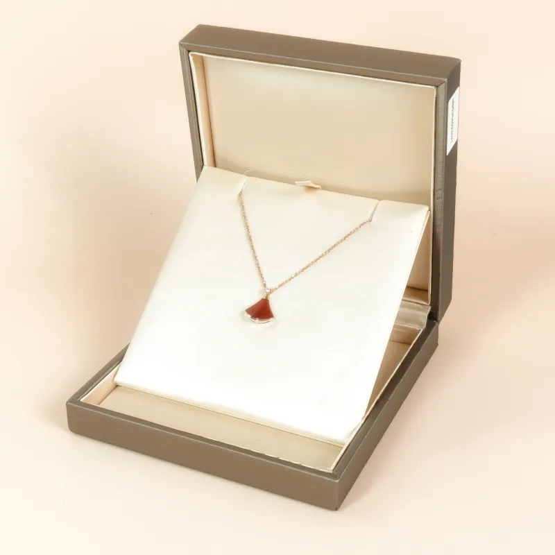 Bvlgari Necklace DIVAS’ DREAM Collection Diamond18KR ose Gold Small 43cm — cover view 2 of 10