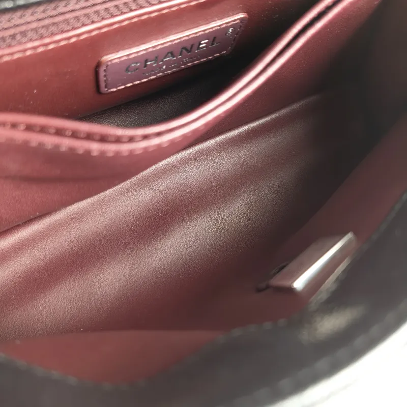 Chanel Top Handle Bag Coco Handle​ v Black Grained Calfskin Small 24 × 10 × 14 cm — detail view 7 of 11